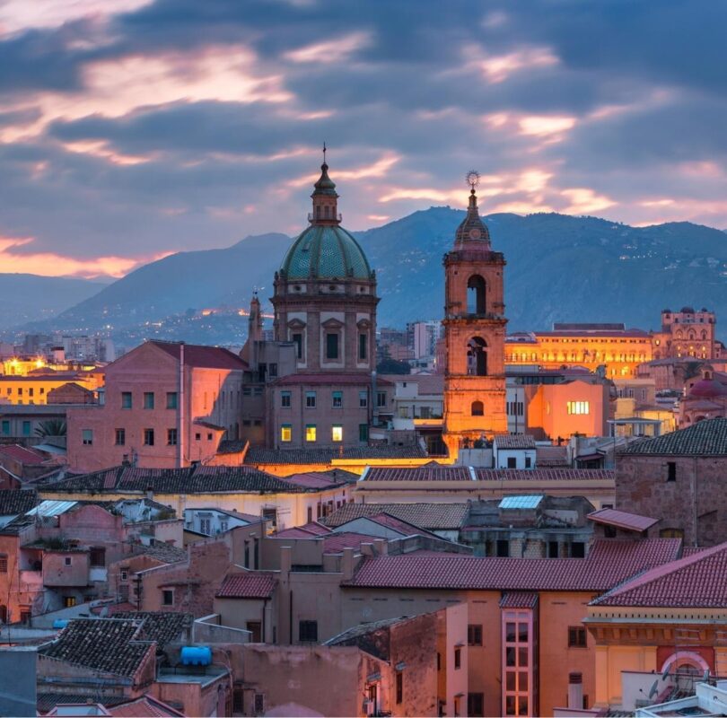 Evening Walking Tour of Palermo Old Town